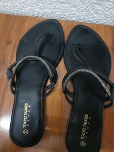 Tokyo Talkies Black Flats