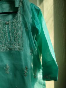 💝Elegant Embroidered Kurta💝