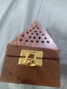 Purfume Or Insance Spreader