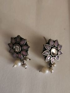 Combination Of 3 Stud Earrings Unused