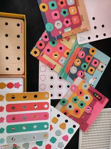 TOPBRIGHT Rainbow Stack &amp; Lacing Button Peg Board