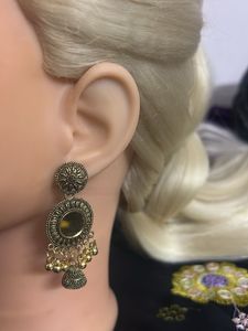 FUBS Jhumka Earrings