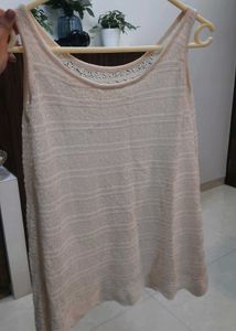 White Sleevless Cute Top