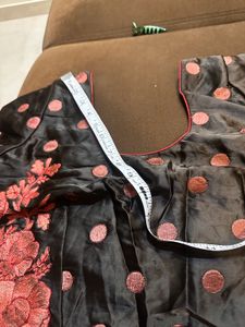Khaki English Color Saree With Readymade Blouse