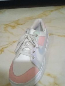 Trendy Casual Shoes