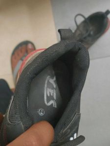 Budget Shoes