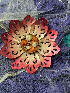 Floral Metal Showpieces 2 piece lotus candle