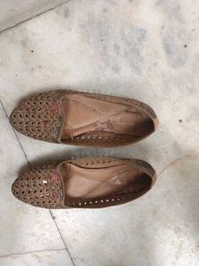 Boho Chic Juttis