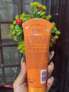 Lotus Herbals Safe Sun Matte Gel SPF 50