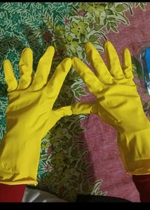 Hand Care Rubber Gloves 2