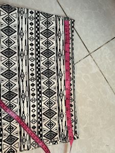 printed mini skirt