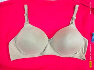 Nude colour plus size padded bra 42 B