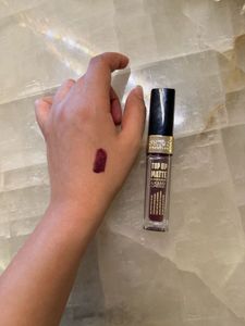 SHILLS Liquid Lipstick brand new