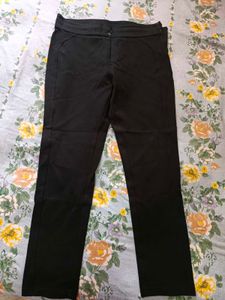 Women's Black Jeegins Pants