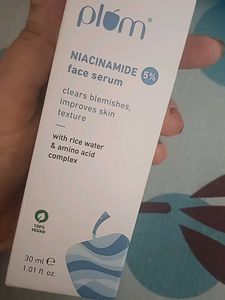 Plum Niacinamide Serum