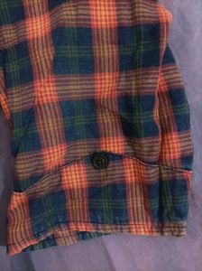 2000s Plaid Frayed Hem Shirt
