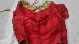 Crop Top Next To New