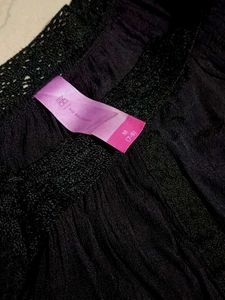 Flowy Black Top