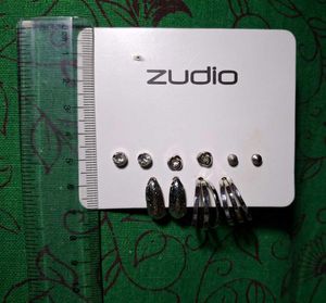 5 metallic silver earrings