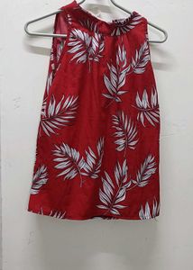 Red &amp; White Leaf Print Halter Top