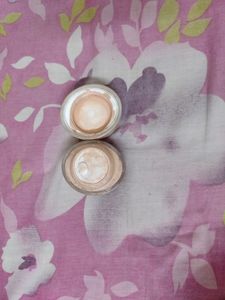 MARS oil control foundation