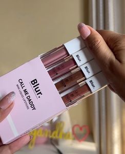4 Lipstick Set