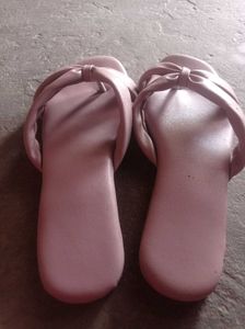 Cute Pink Bow Slides