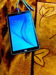 Samsung Galaxy Tab E 9.6&#34; SM-T560NU 16GB White