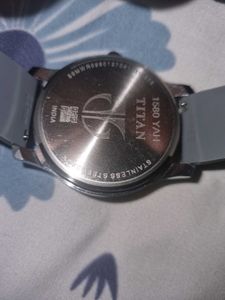 Titan Grey Watch With Magnetic Strap