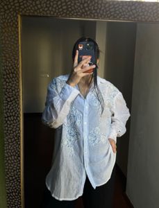 LINEN WHITE/BLUE PATCHWORK FLORAL BLOUSE
