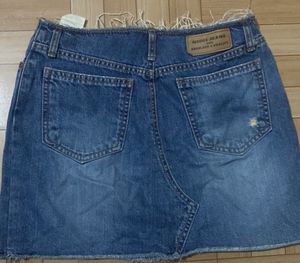blue denim skirt