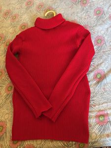 Turtle Neck Black And Red sweater