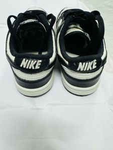Nike Dunks Panda Sneakers