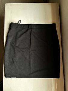 Black Mini Slit Skirt