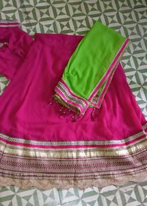Gorgeous Pink &amp; Green Sari