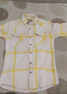 Yellow & White Plaid Button-Down Shirt