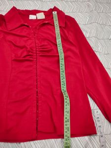 Collared Fitted Top
