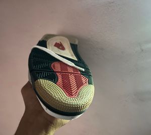 Nike Air Jordan Retro 4