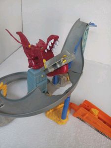 🔥 HOT Wheels Dragon Destroyer Track Set