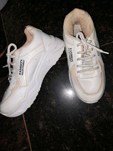 🌸Pre-own Shoe🌸