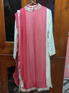 Beautiful Pink &amp; White Dress For Girls