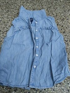 Preloved GAP Shirt
