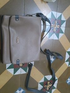 VIAM Crossbody Bag