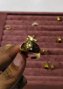 Luna Cubic ZirconiaBubble Wrap Ring