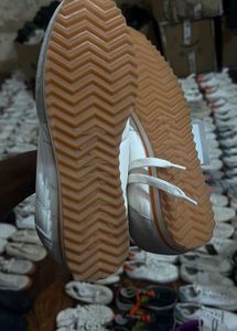 MANGO SNEAKERS