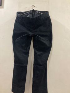 Black Colour, Size Mentioned In Picture