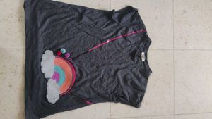 grey tshirt with sequined pocket i