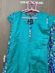 Elegant Kurta Set with flare long skirt