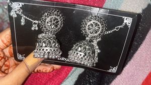 earring with chain