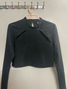 H&M Cropped Cut Out Top